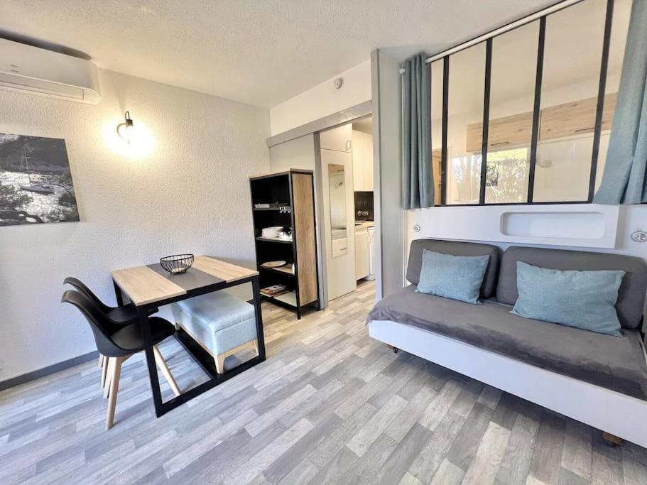 Appartement Port De Hyeres 4 Personnes المظهر الخارجي الصورة